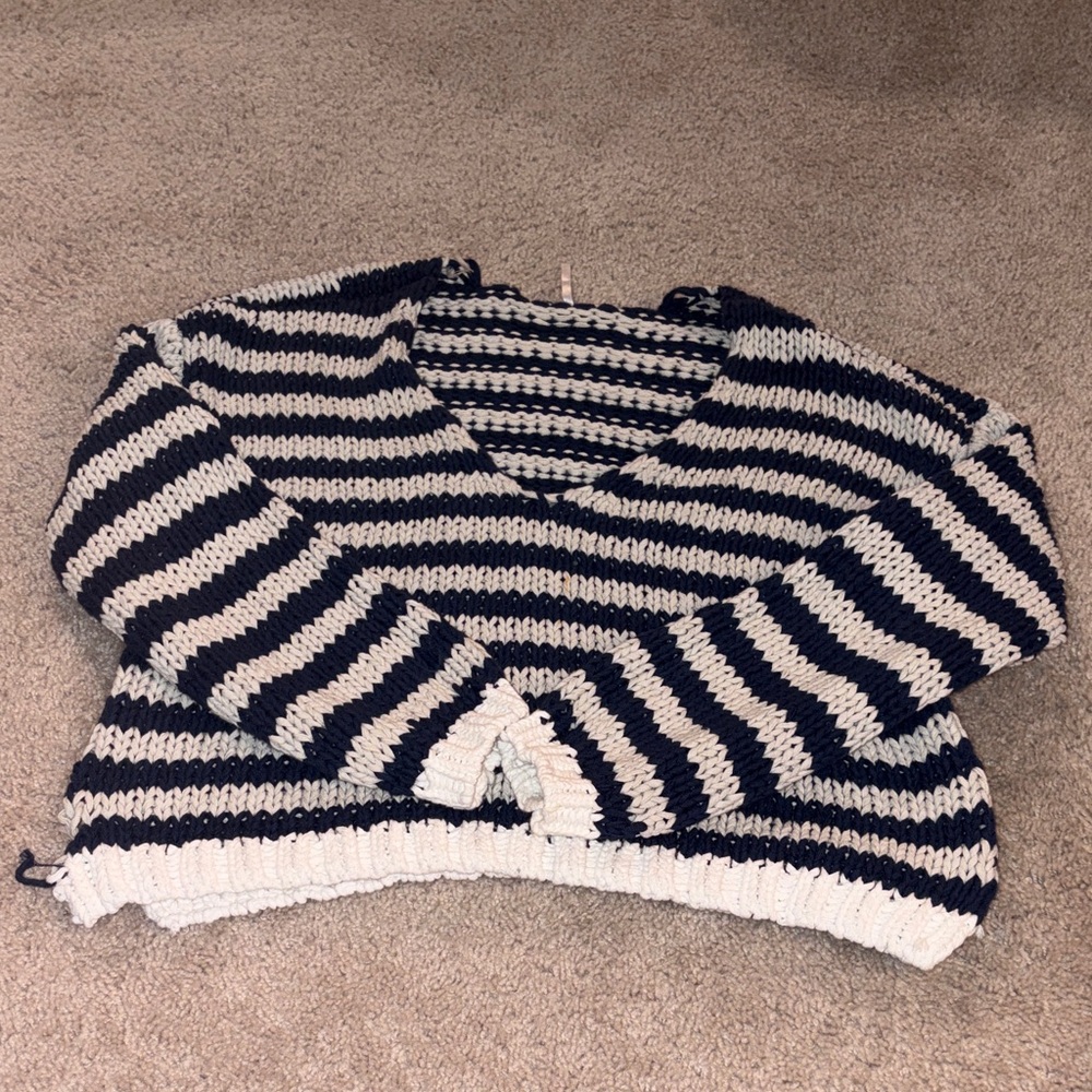 Free People Navy Blue and White Striped V-Neck Sweater